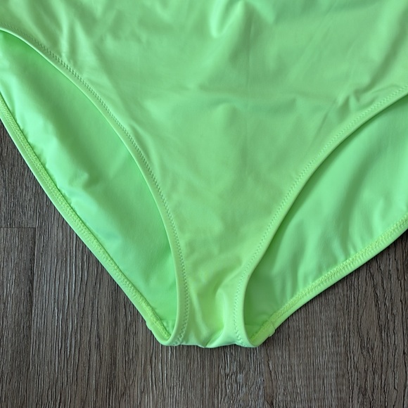 Athleta Seychelles One Piece Swimsuit. Size XL. - Picture 6 of 9